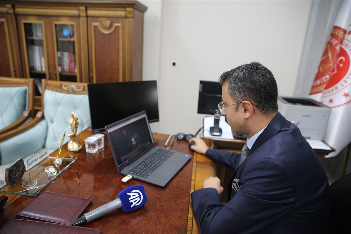 Muş Cumhuriyet Başsavcısı Hüseyin Kantar, Anadolu Ajansının (AA) gözünden 2024'e damga vuran...