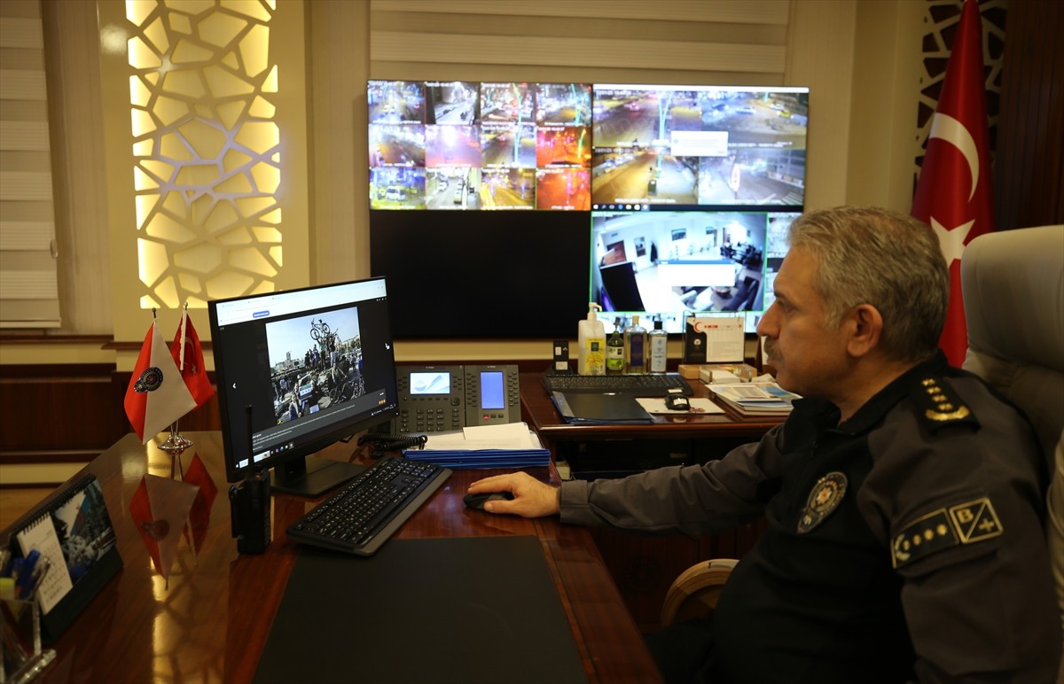 Muş Emniyet Müdürü Serkan Karaman, Anadolu Ajansı'nın (AA) gözünden 2024'e damga vuran olaylara...