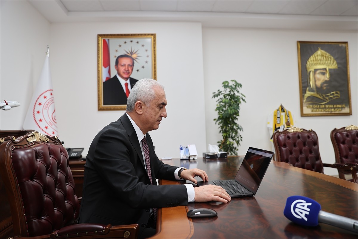 Muş Valisi Avni Çakır, Anadolu Ajansı'nın (AA) gözünden 2024'e damga vuran olaylara ait ve yaşama...