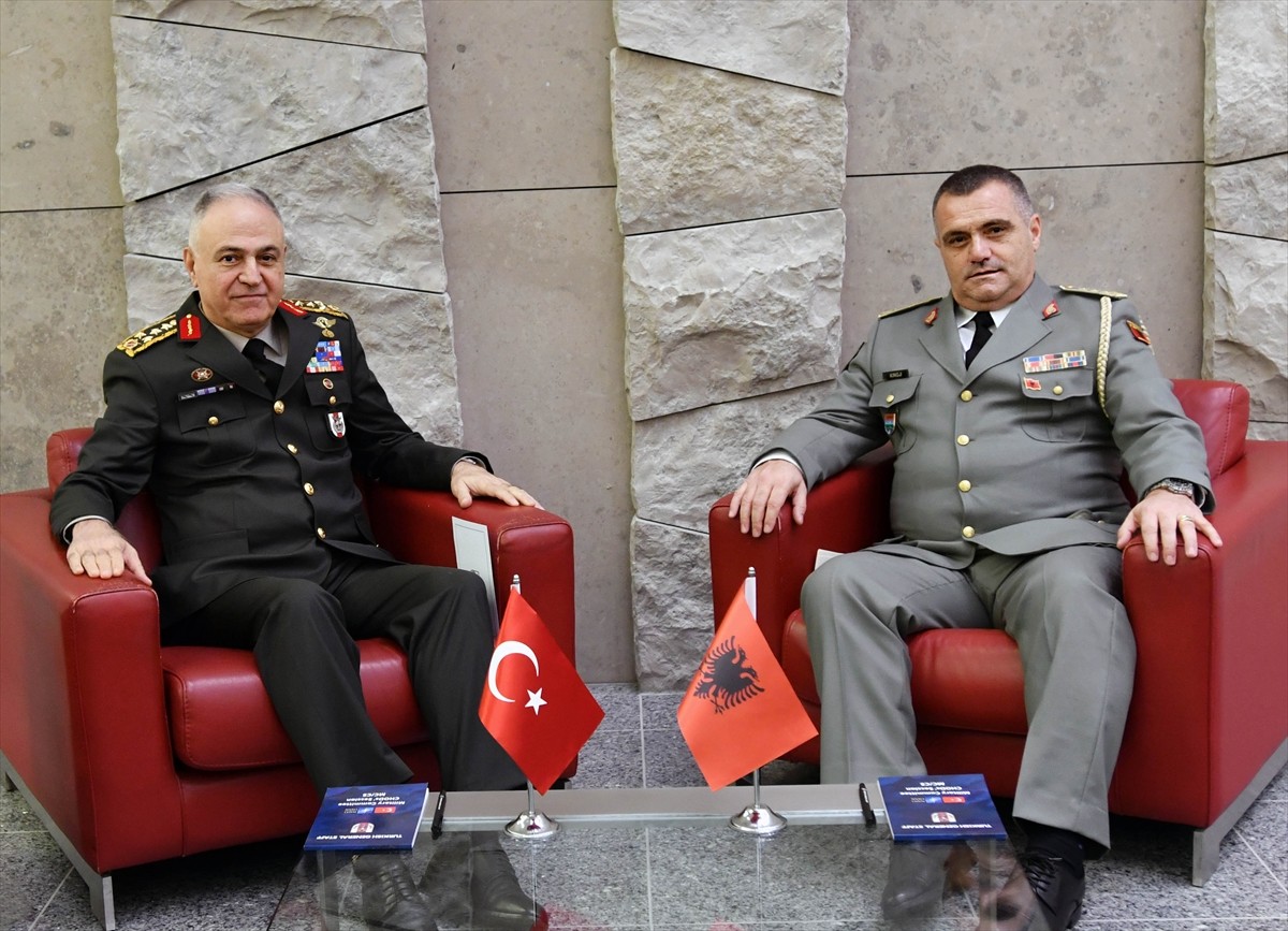 NATO Askeri Komite Toplantısı'na katılmak için Belçika'da bulunan Genelkurmay Başkanı Orgeneral...