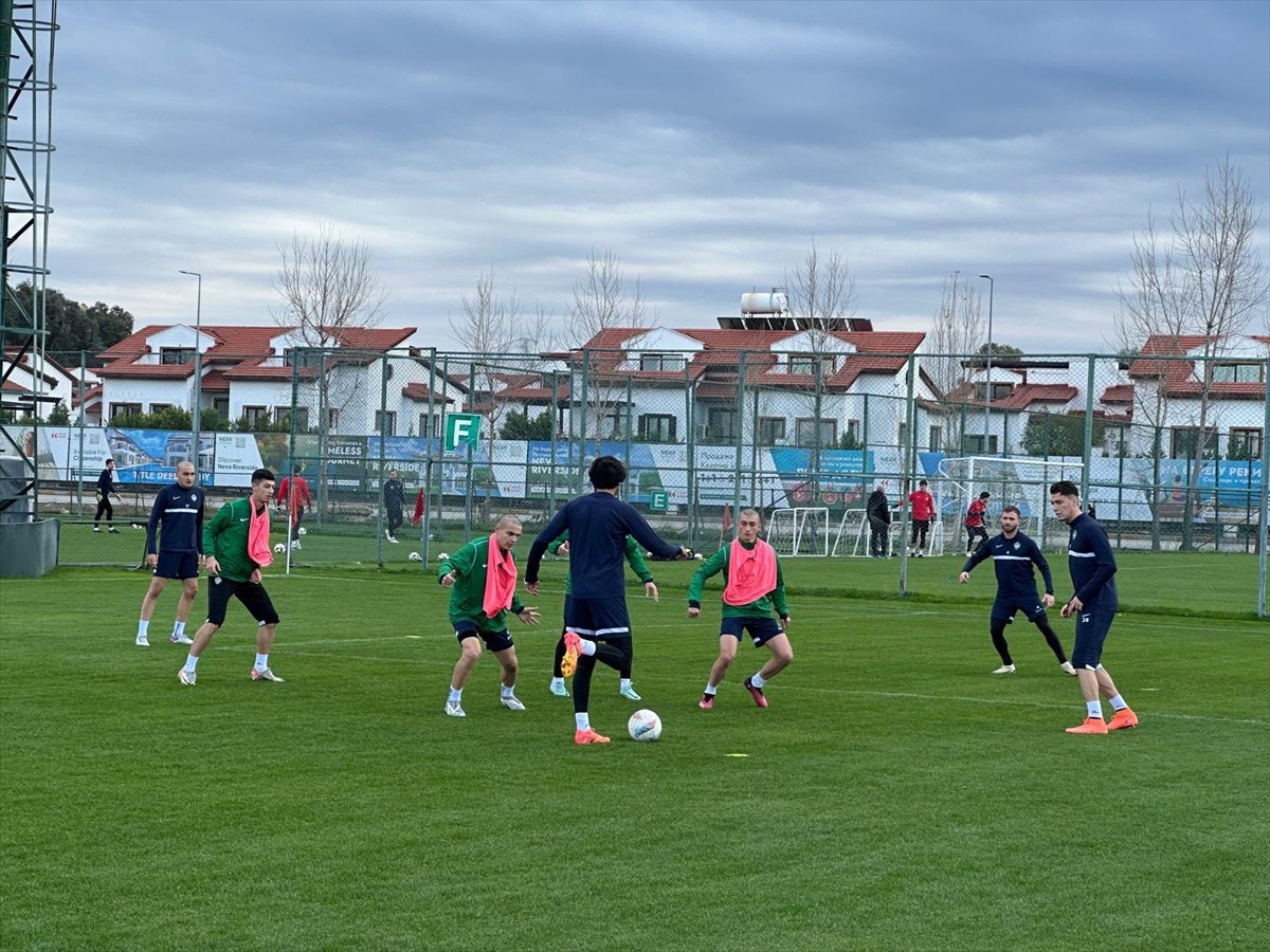 Nesine 2. Lig ekiplerinden Kırklarelispor, Ziraat Türkiye Kupası D Grubu'nda 8 Ocak Çarşamba günü...