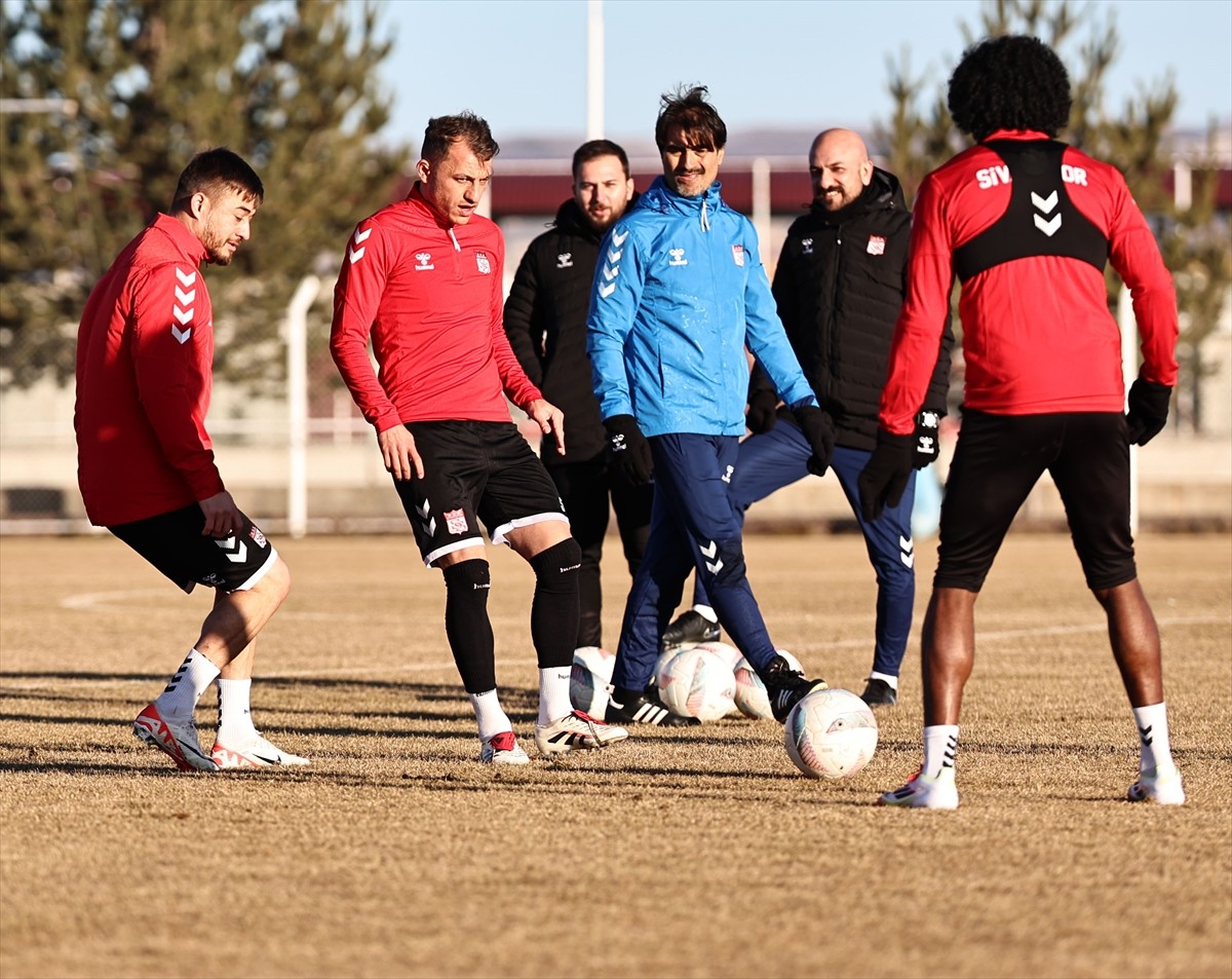 Net Global Sivasspor, Trendyol Süper Lig'in 22. haftasında 31 Ocak Cuma günü deplasmanda İkas...