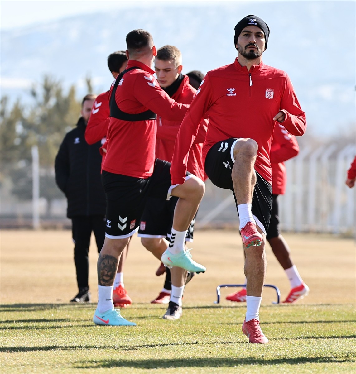 Net Global Sivasspor, Trendyol Süper Lig'in 22. haftasında deplasmanda İkas Eyüpspor ile yapacağı...