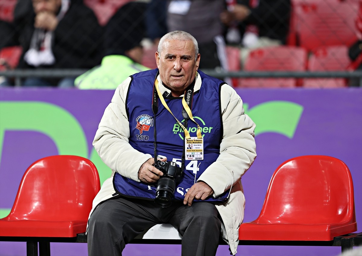 Samsun'da yaşayan 75 yaşındaki Davut Aktaş, 1978 yılında başladığı gazetecilik mesleğini 47 yıldır...