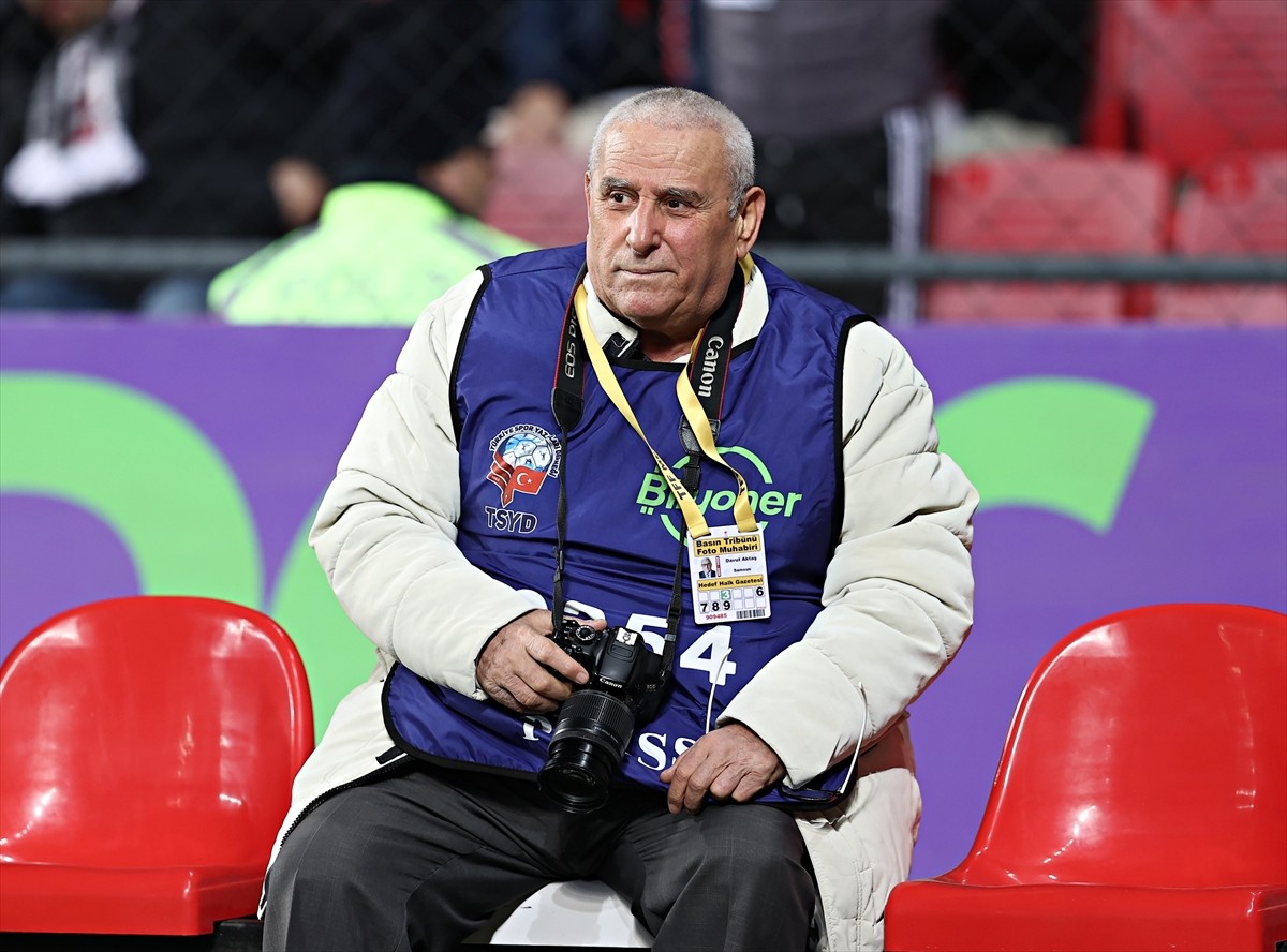 Samsun'da yaşayan 75 yaşındaki Davut Aktaş, 1978 yılında başladığı gazetecilik mesleğini 47 yıldır...