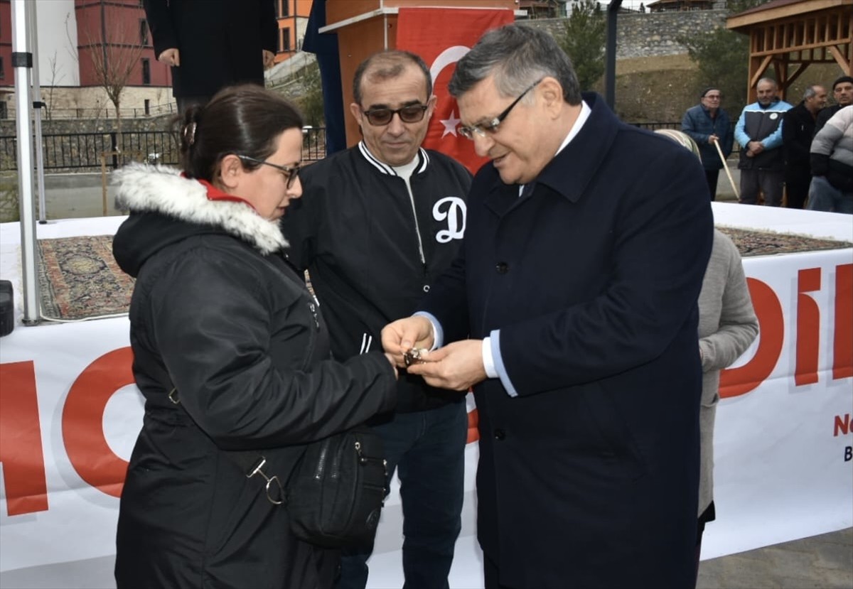 Sinop'un Durağan ilçesinde Çevre, Şehircilik ve İklim Değişikliği Bakanlığı Toplu Konut İdaresi...