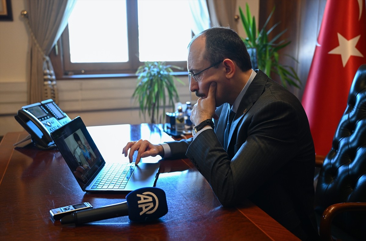 TBMM Plan ve Bütçe Komisyonu Başkanı ve AK Parti Samsun Milletvekili Mehmet Muş, Anadolu Ajansının...