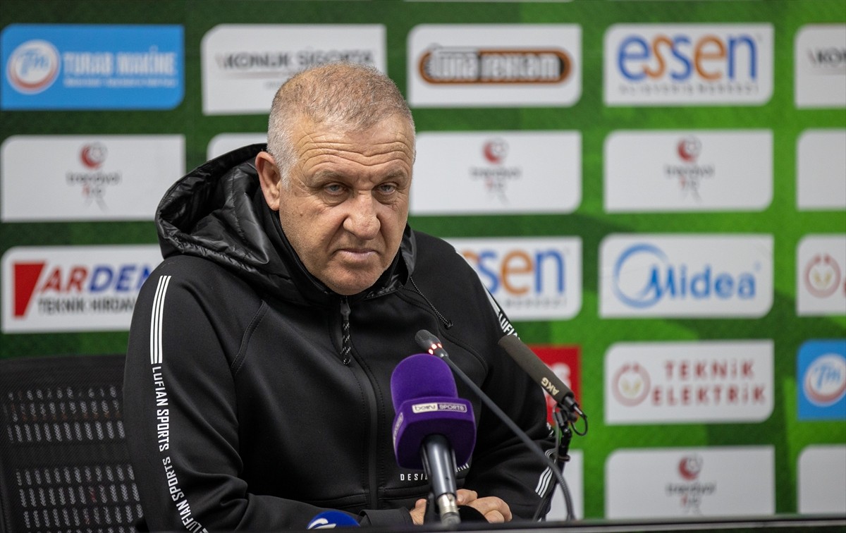 Trendyol 1. Lig'in 18. haftasındaki Sakaryaspor, Yeni Sakarya Atatürk Stadyumu'nda Gençlerbirliği...