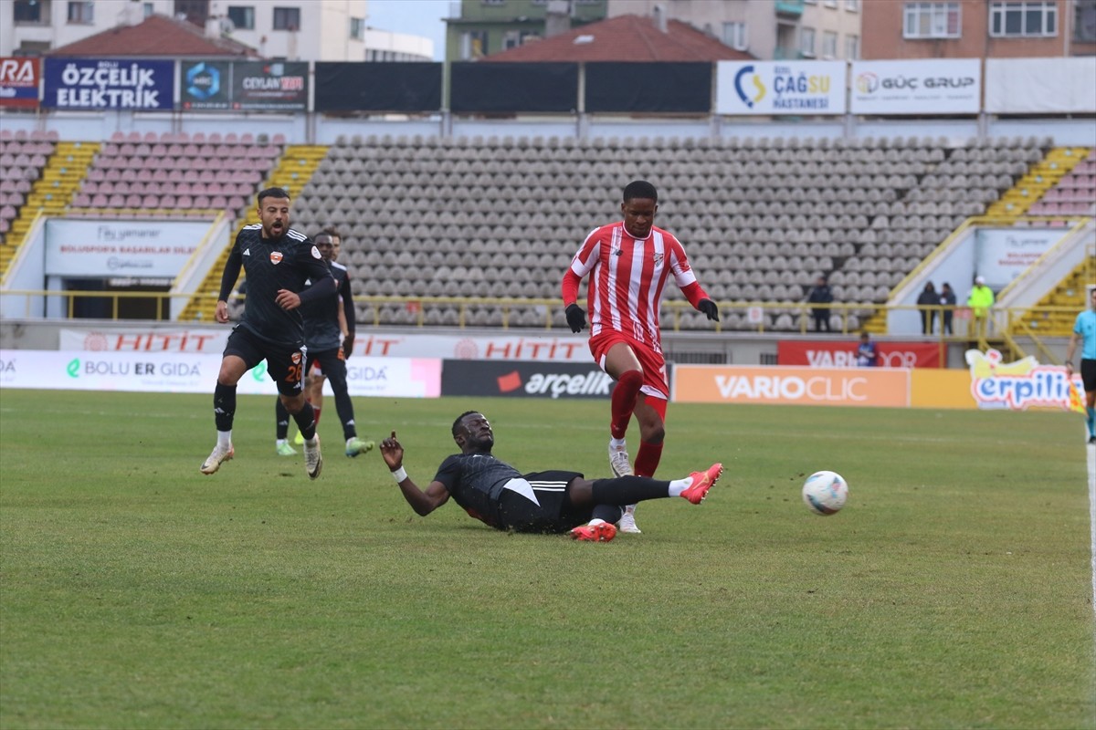 Trendyol 1. Lig'in 19. haftasında Boluspor ile Adanaspor, Bolu Atatürk Stadyumu'nda karşılaştı....