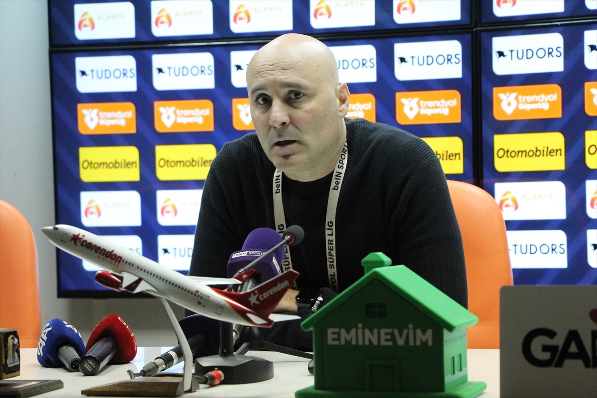 Trendyol Süper Lig'in 21. haftasında Corendon Alanyaspor ve RAMS Başakşehir GAİN Park Stadında...