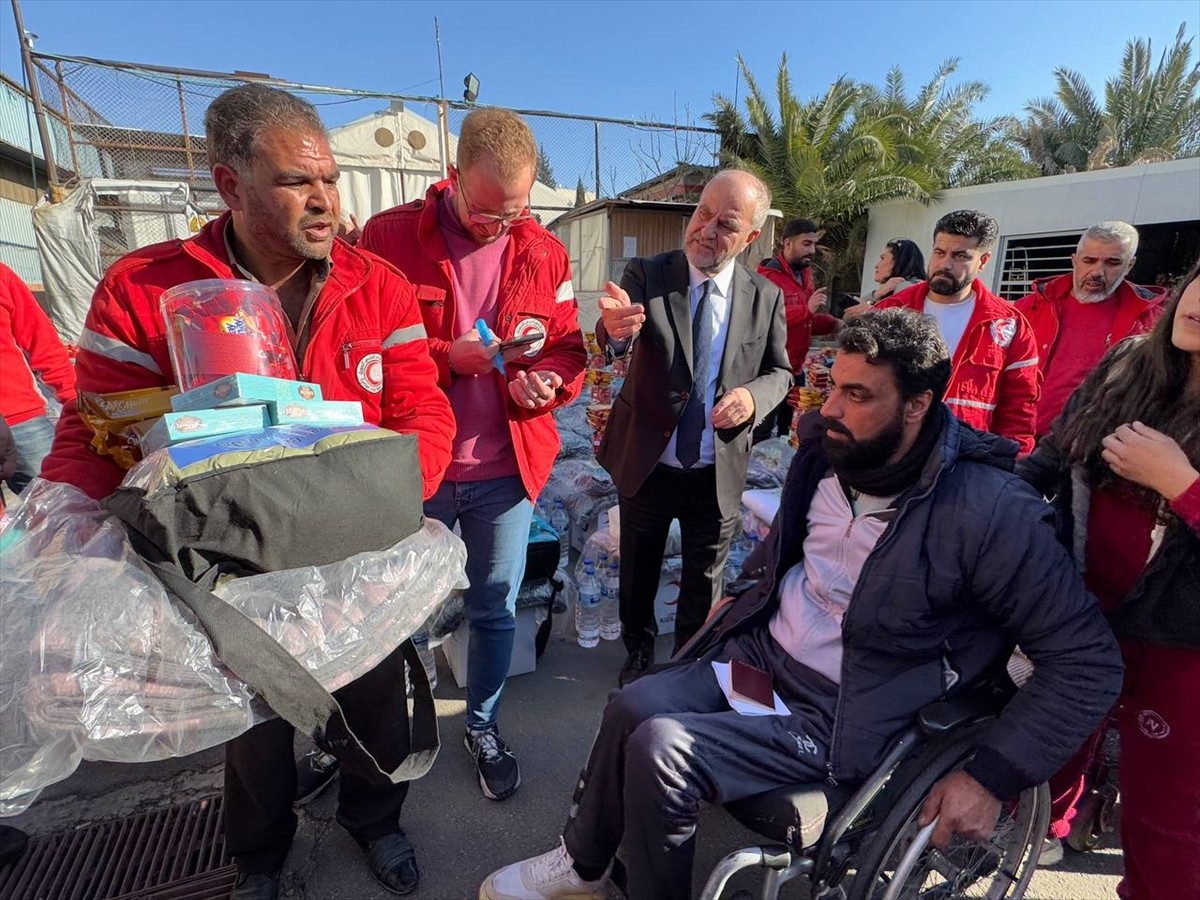 Türk Kızılay'ın Suriye Kızılay ile ortaklaşa düzenlediği programda, Suriye'nin başkenti Şam'da...