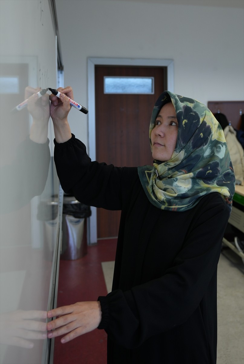 Türkiye'nin Japonca eğitimi veren ilk lisesi olma özelliği taşıyan İstanbul Ticaret Odası (İTO)...