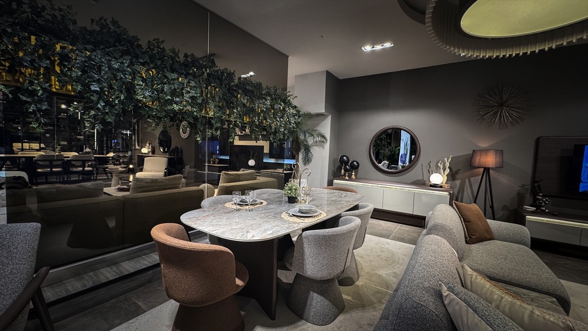 Türkiye'nin önemli mobilya üretim merkezlerinden olan ve 175 ülkeye ihracat gerçekleştiren...