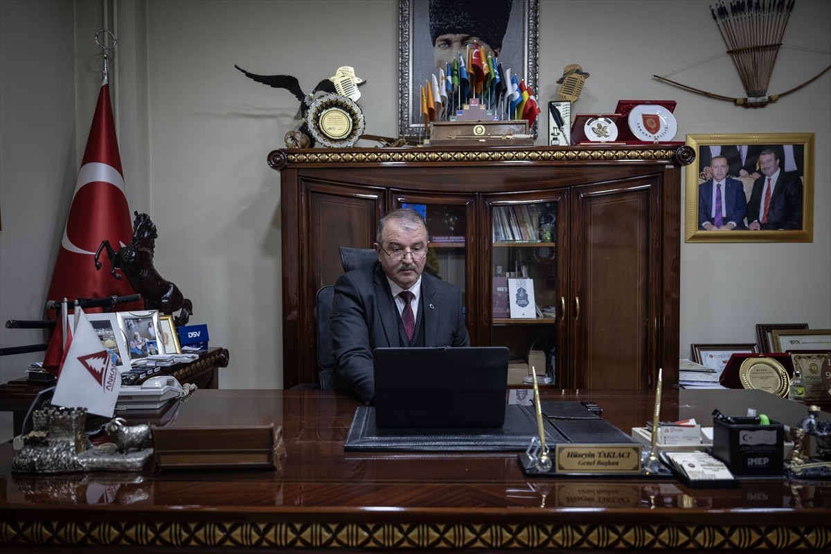 Türkiye Ağaç İşleri Federasyonu (TAİF) Genel Başkanı Hüseyin Taklacı, Anadolu Ajansının (AA)...