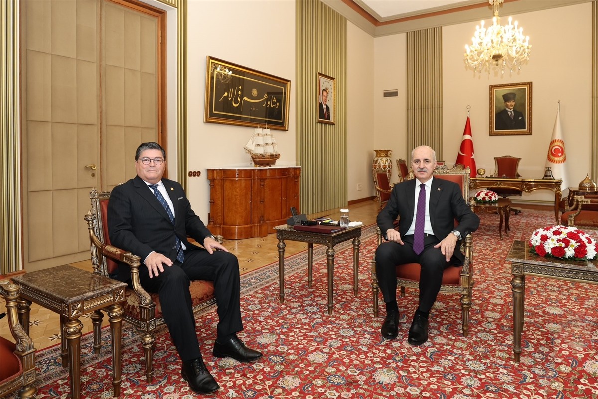 Türkiye Büyük Millet Meclisi (TBMM) Başkanı Numan Kurtulmuş, Şili Cumhuriyeti Ankara Büyükelçisi...