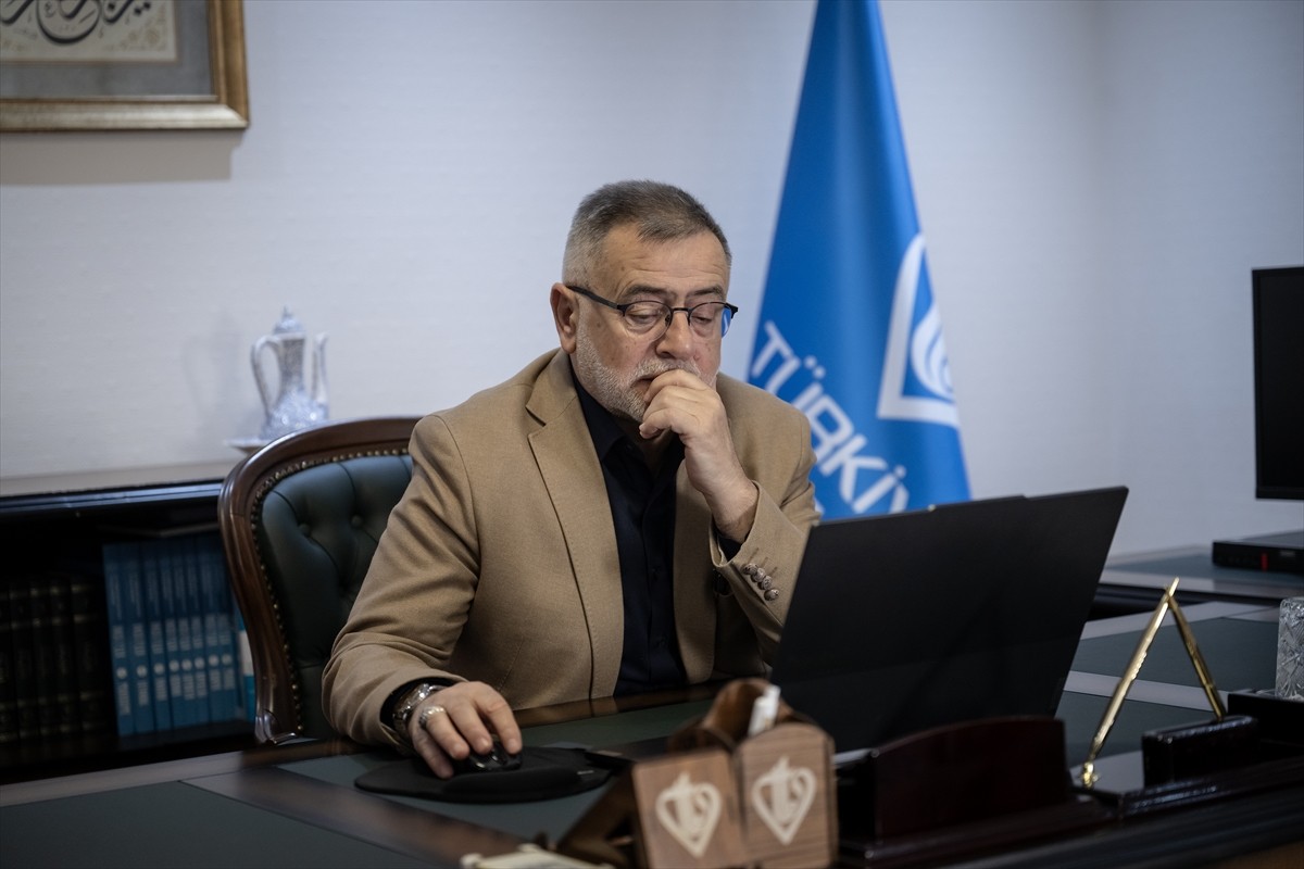 Türkiye Diyanet Vakfı (TDV) Genel Müdürü İzani Turan, Anadolu Ajansının (AA) gözünden 2024'e damga...