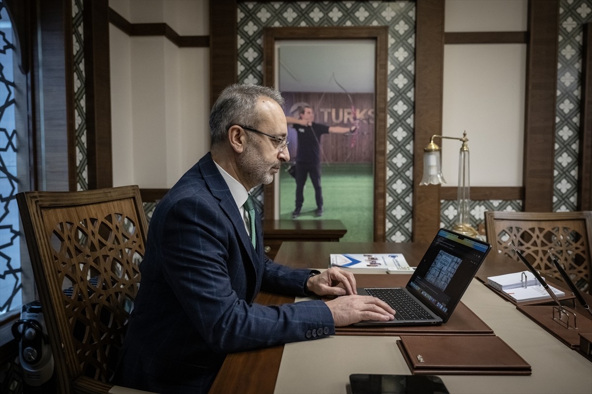 Türkiye Geleneksel Atlı Spor Dalları Federasyonu (TGASDF) Başkanı Hakan Kazancı, Anadolu Ajansının...