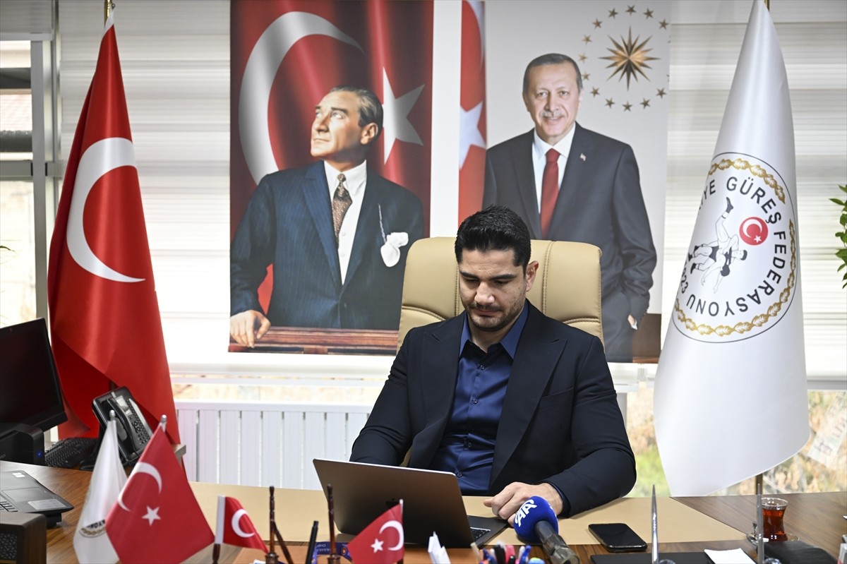 Türkiye Güreş Federasyonu Başkanı Taha Akgül, Anadolu Ajansının (AA) gözünden 2024'e damga vuran...