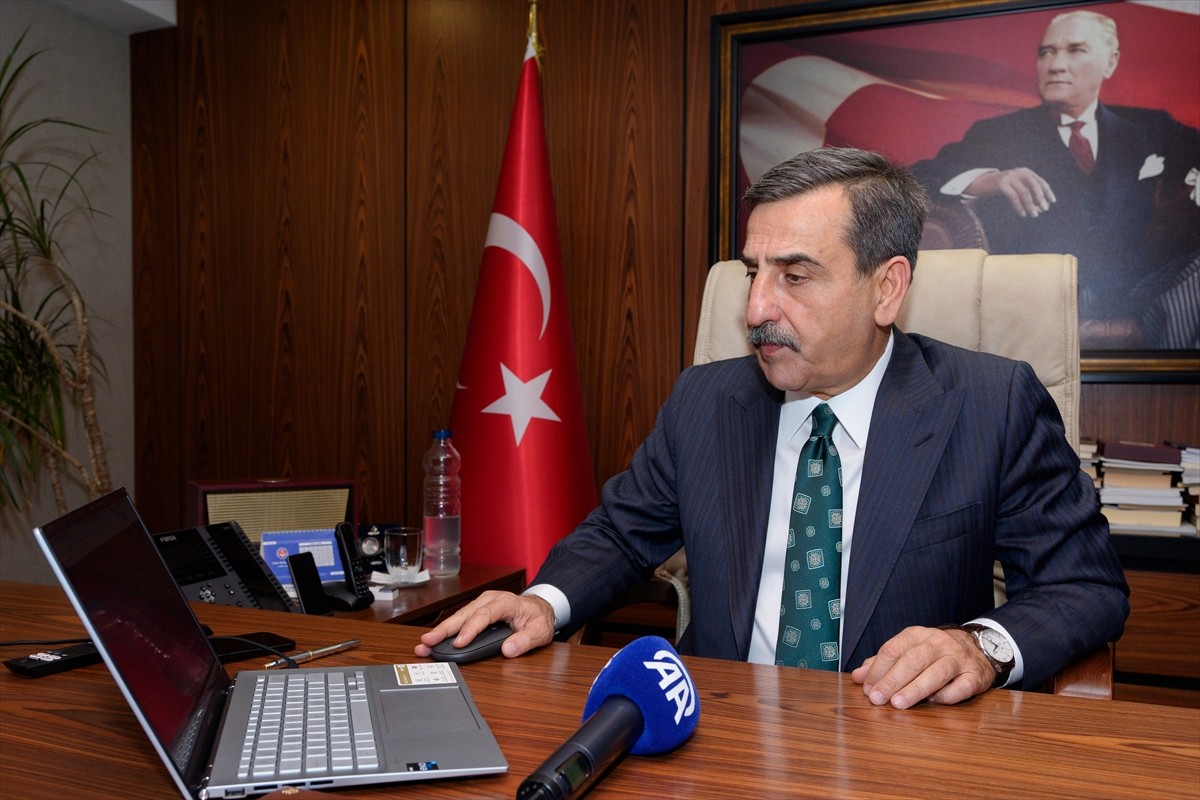 Türkiye Kamu-Sen Genel Başkanı Önder Kahveci, Anadolu Ajansının (AA) gözünden 2024'e damga vuran...