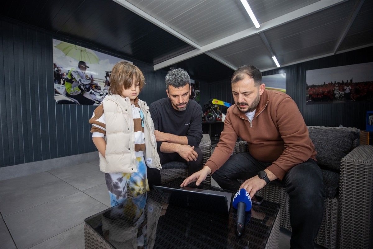 Türkiye Motosiklet Federasyonu (TMF) Milli Takımlar Kaptanı Kenan Sofuoğlu, Anadolu Ajansının (AA)...