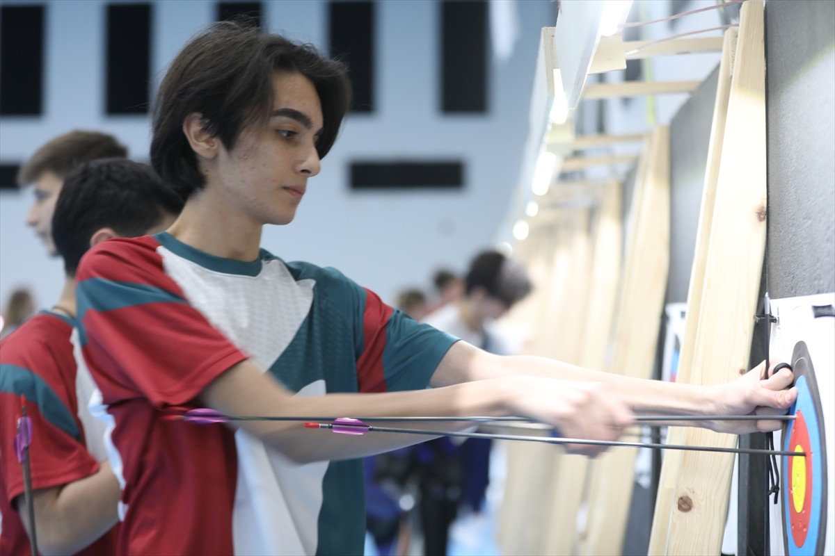 Türkiye Okçuluk Federasyonu, Samsun'da milli takım seçme yarışması düzenledi. lkadım Okçuluk...