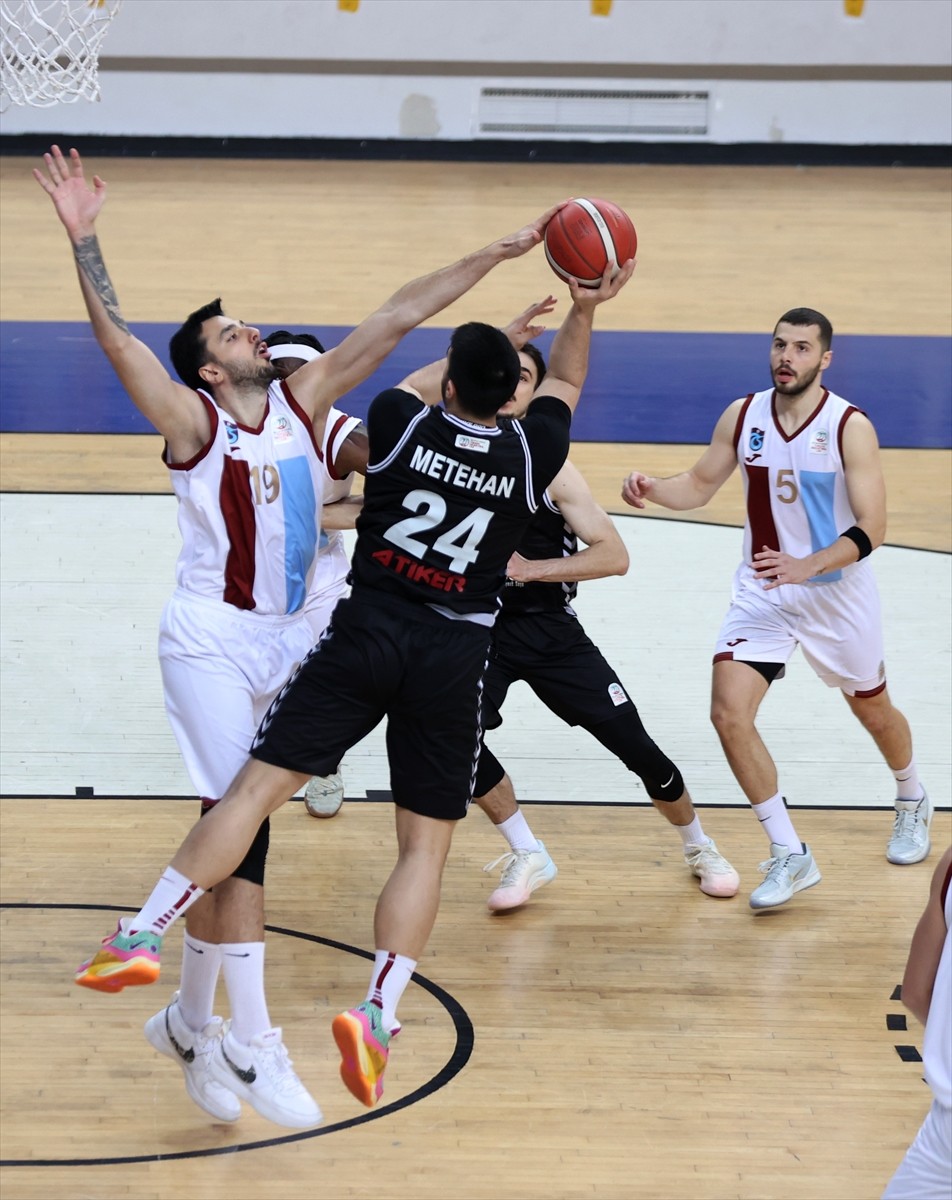 Türkiye Sigorta Türkiye Basketbol Ligi'nin 21. haftasında Trabzonspor, Hayri Gür Spor Salonu'nda...
