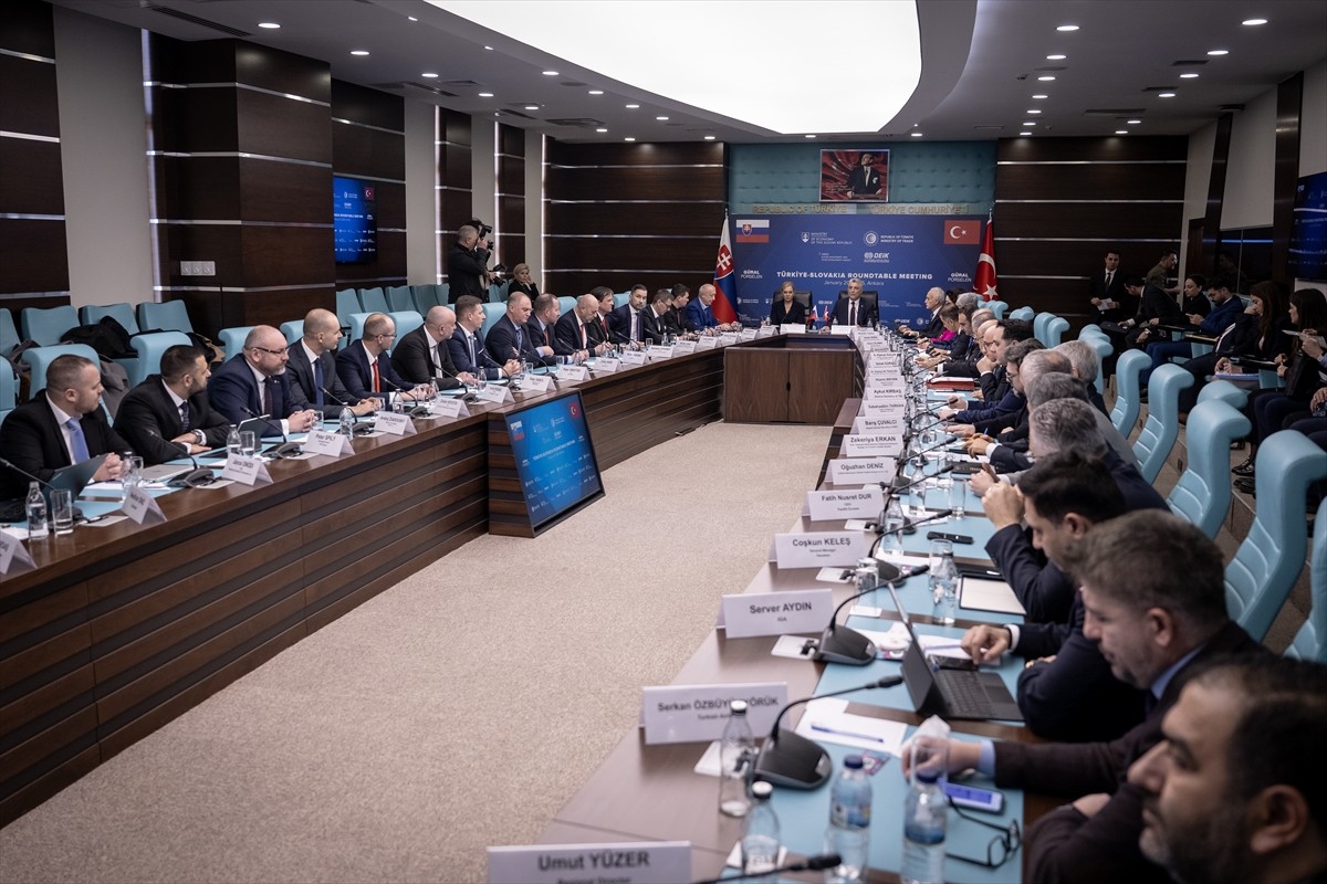 Türkiye-Slovakya Yuvarlak Masa İş İnsanları Toplantısı, Ticaret Bakanı Ömer Bolat, Slovakya...