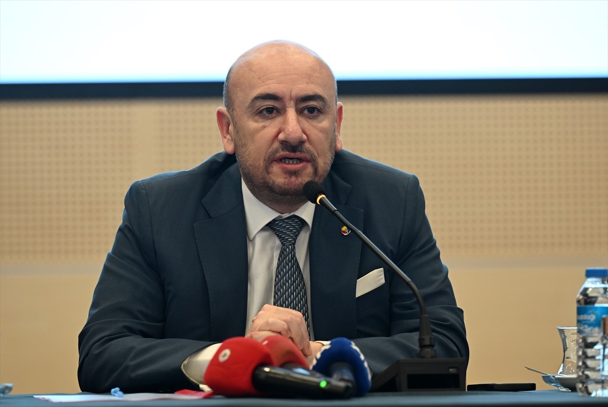 Türkiye Uluslararası Sağlık Turizmi Meclisi Toplantısı, sektör temsilcilerinin katılımıyla, TOBB...