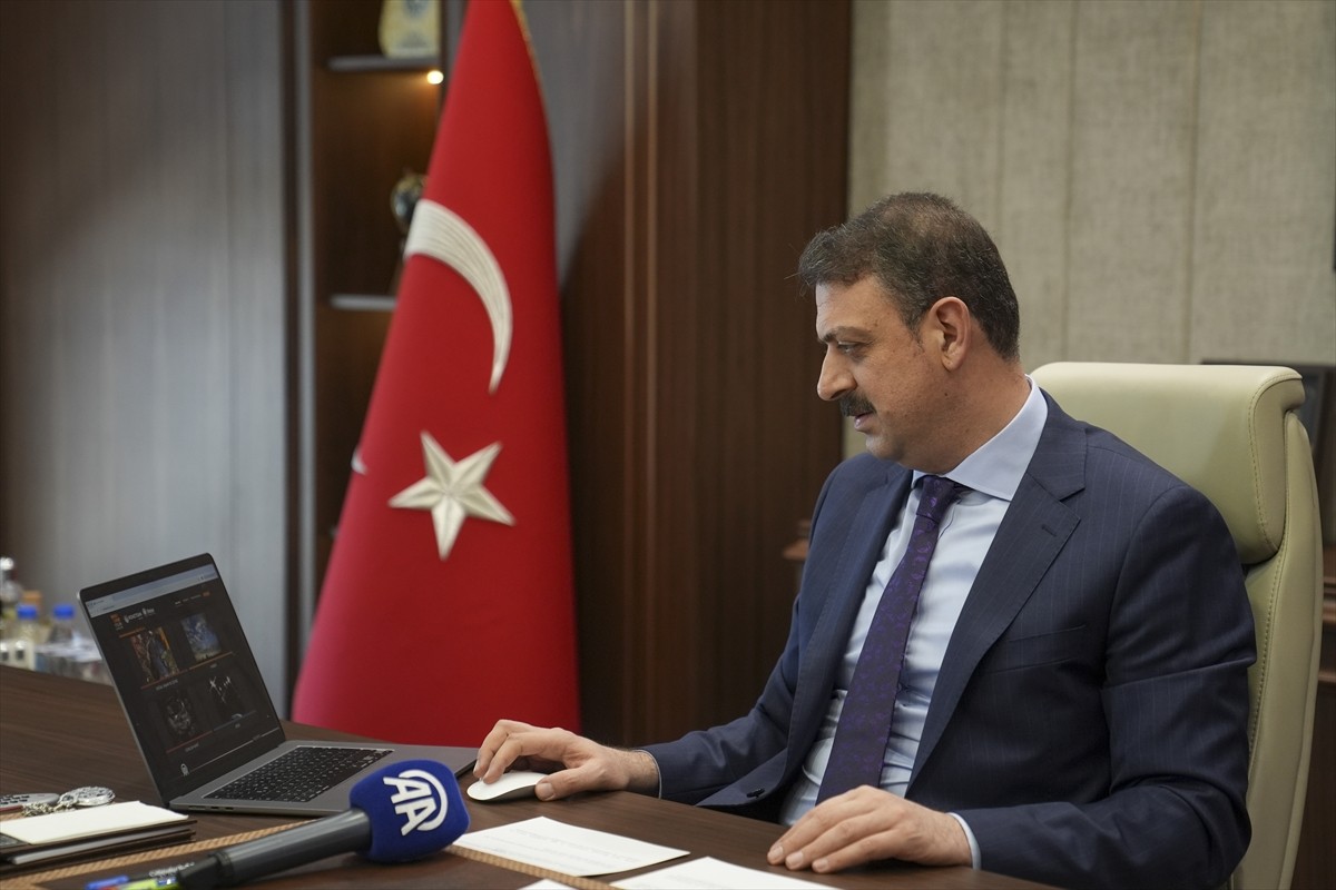 Vakıflar Genel Müdürü Sinan Aksu, Anadolu Ajansının (AA) gözünden 2024'e damga vuran olaylar ile...