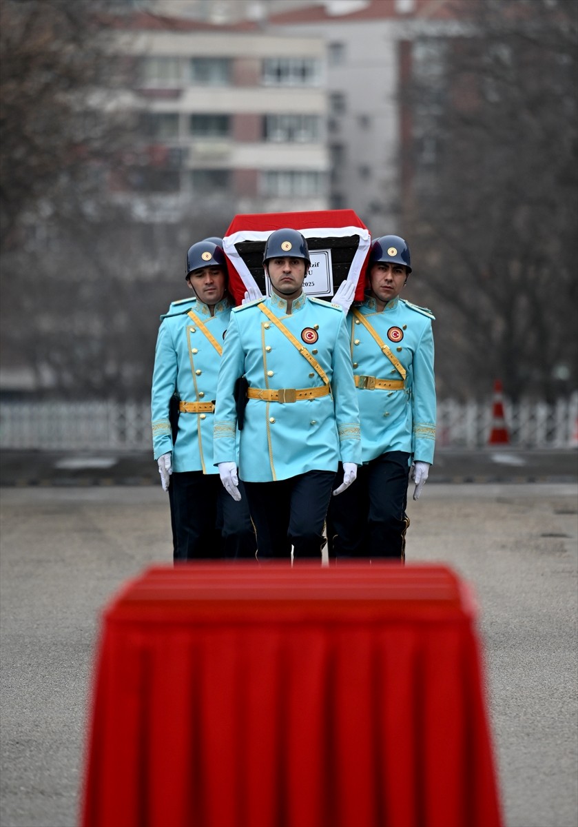 Vefat eden 13. Dönem Konya Milletvekili Mehmet Nazif Kurucu için TBMM’de cenaze tören...
