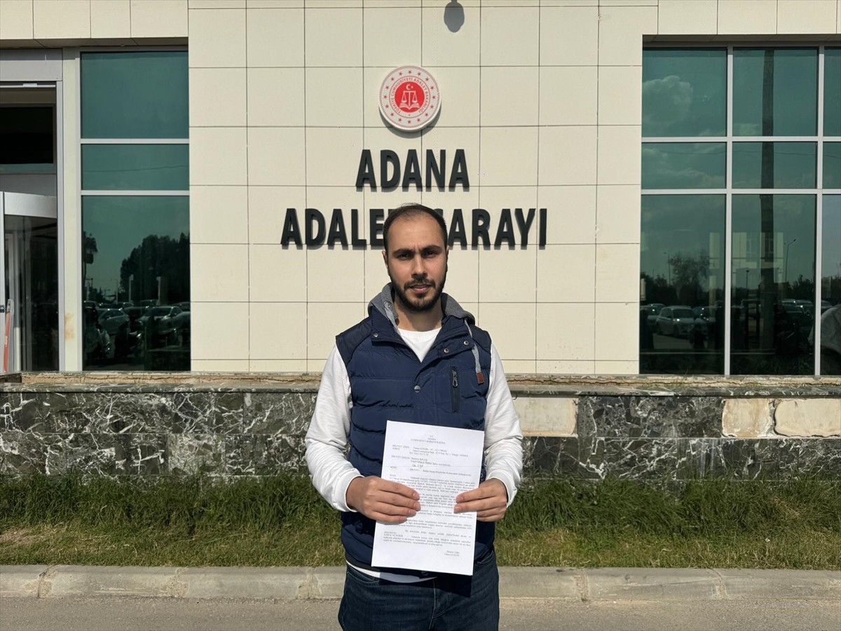 Adana'da kendilerine "market hediye kartı" dağıtan şüphelilerin adlarına banka hesabı açıp...