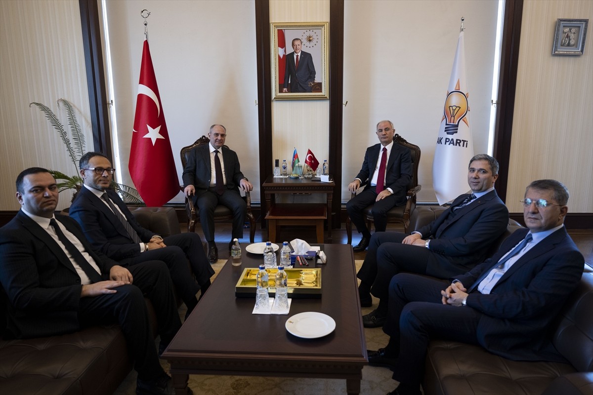 AK Parti Genel Başkanvekili Efkan Ala (sağ 3), Yeni Azerbaycan Partisi (YAP) Genel Başkan...