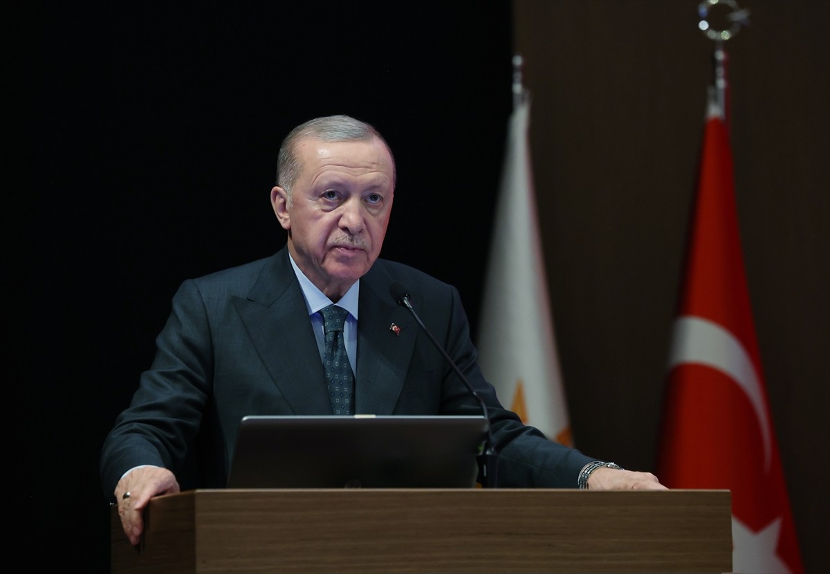 AK Parti Merkez Karar ve Yönetim Kurulu (MKYK), Cumhurbaşkanı ve AK Parti Genel Başkanı Recep...