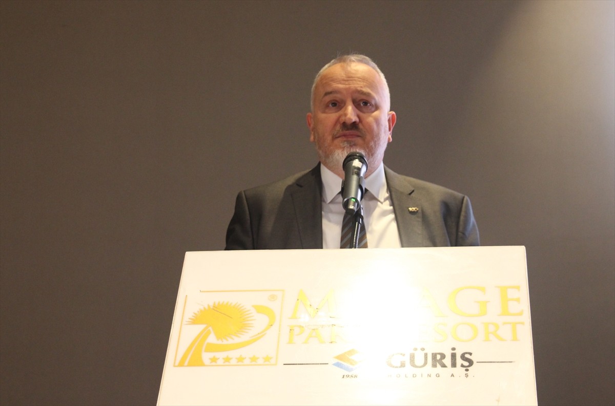 Akdeniz Turistik Otelciler ve İşletmeciler Birliği (AKTOB) tarafından geleneksel olarak düzenlenen...