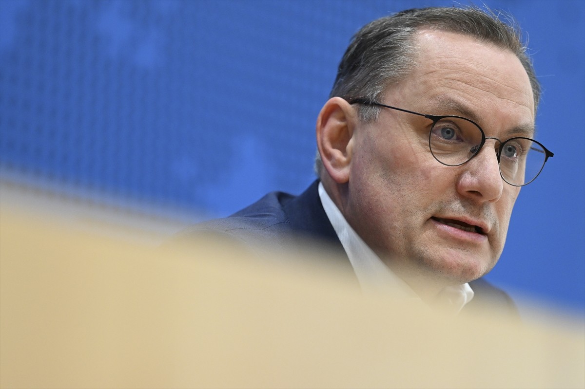 Almanya'da aşırı sağcı Almanya için Alternatif (AfD) Partisi Eş Genel Başkanı Tino Chrupalla...