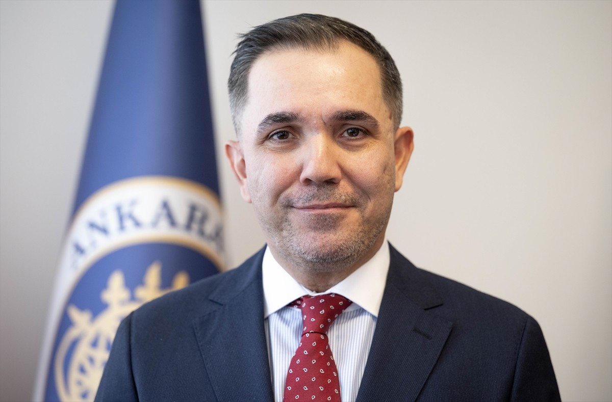 Ankara Üniversitesi (AÜ) İletişim Fakültesi (İLEF) Dekanı Prof. Dr. Fatih Keskin, İLEF'in 60....