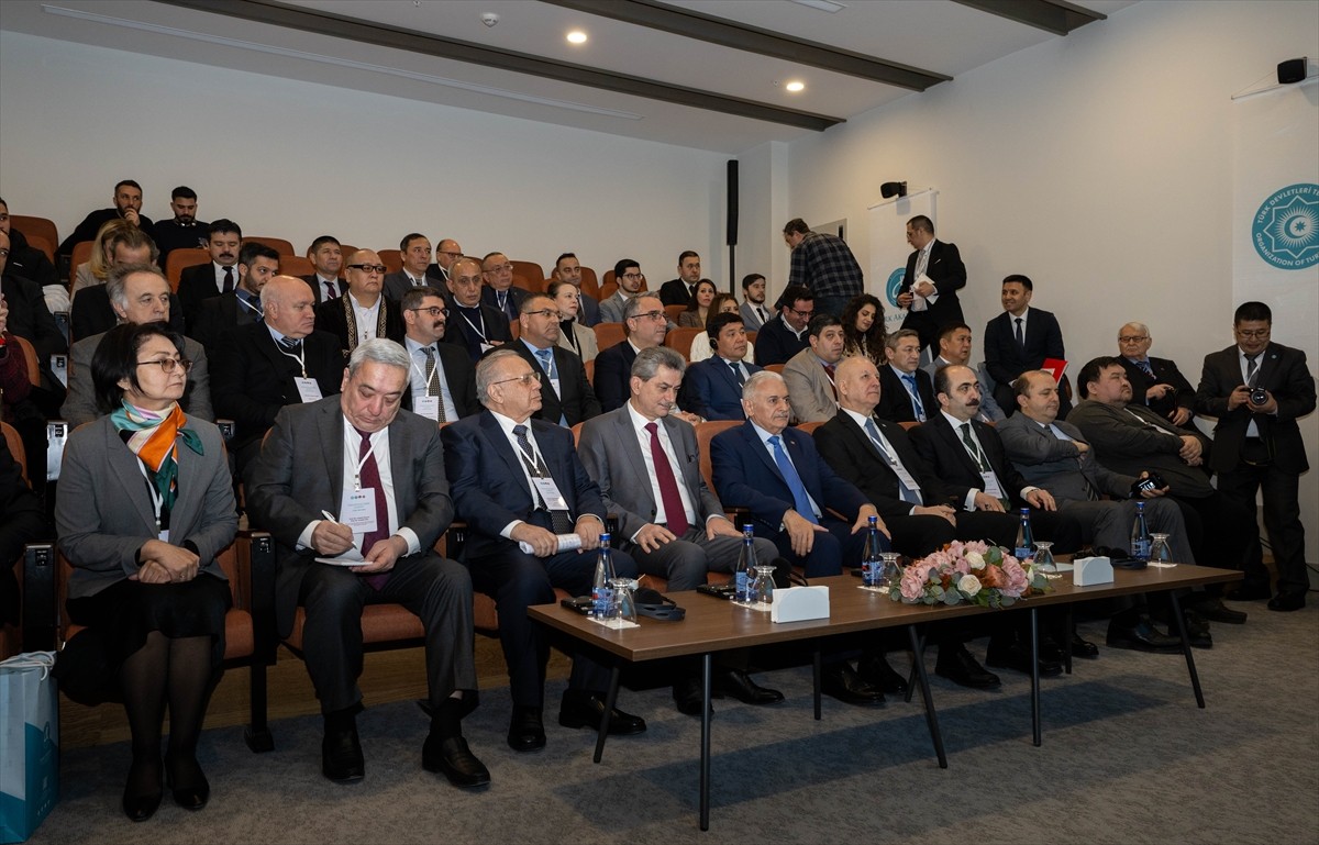 Atatürk, Kültür, Dil ve Tarih Yüksek Kurumu ev sahipliğinde Türk Dünyası Tarihi Çalıştayı...