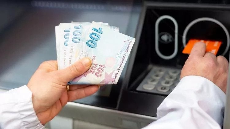 ATM'lerde Yeni Düzenlemeler: Para Çekim İptal Edilecek