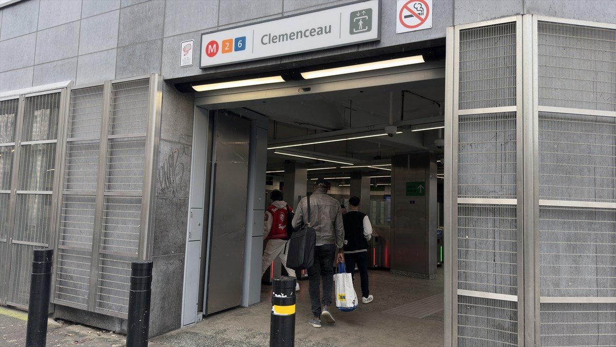 Avrupa Birliği (AB) kurumlarının yanı sıra NATO'nun da karargahına ev sahipliği yapan Brüksel'de 3...