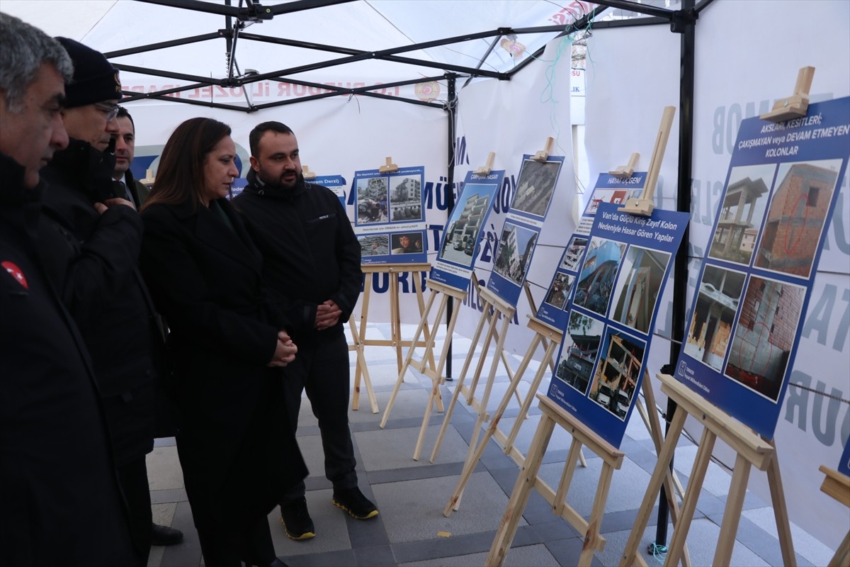 Burdur'da, Kahramanmaraş merkezli 6 Şubat 2023'te meydana gelen depremlerde hayatını kaybedenler...