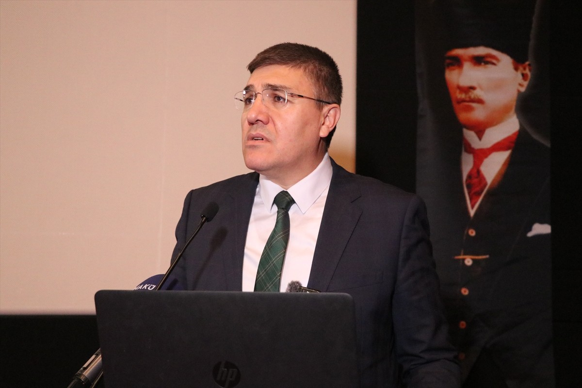 Burdur Mehmet Akif Ersoy Üniversitesi (MAKÜ) tarafından hazırlanan "Köy Üniversitesi" projesi, köy...