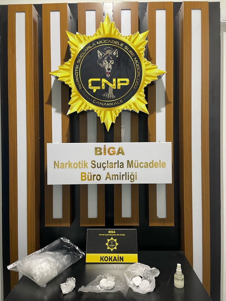 Çanakkale'de polisin düzenlediği uyuşturucu operasyonunda yakalanan 4 zanlı tutuklandı. Yapılan...