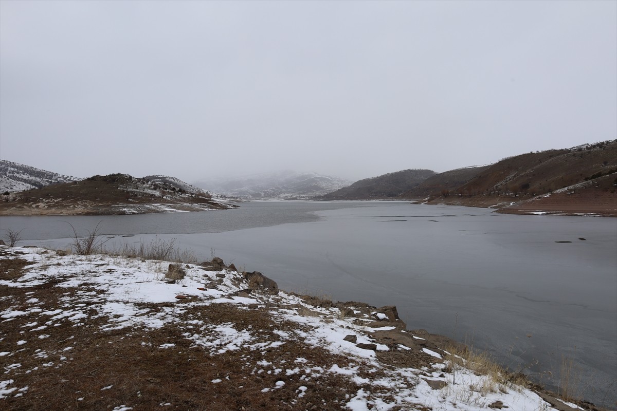 Çankırı'nın içme suyu ihtiyacının karşılandığı Güldürcek Barajı'nda su seviyesi yüzde 31'e...