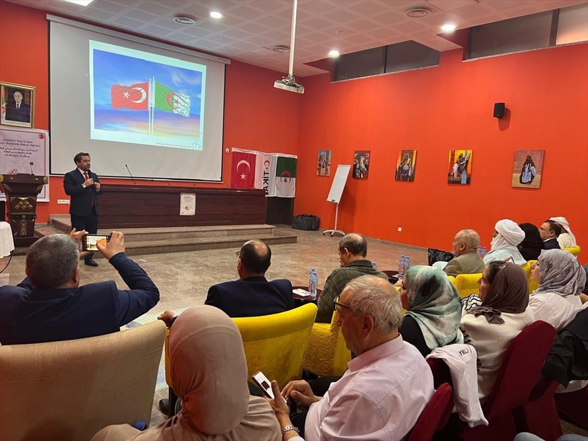 Cezayir'de, Türk İşbirliği ve Koordinasyon Ajansı Başkanlığı (TİKA) ile Cezayir Ulusal Sağlığı...