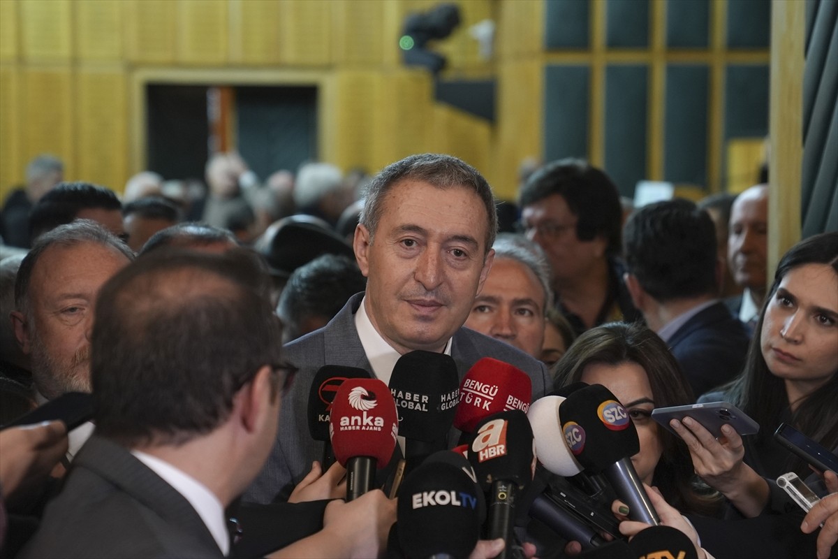 DEM Parti Eş Genel Başkanı Tuncer Bakırhan, partisinin TBMM Grup Toplantısı sonrasında basın...
