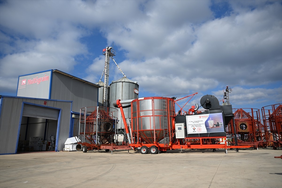 Edirne'nin İpsala ilçesindeki bir firma, ürettiği çeltik işleme ve kurutma ile tohum eleme...