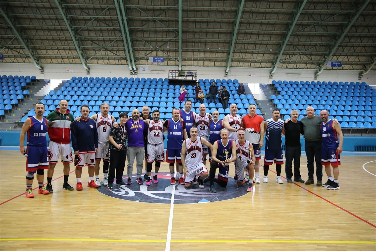 Edirne Uluslararası Veteran Basketbol Turnuvası final karşılaşmalarıyla sona erdi.