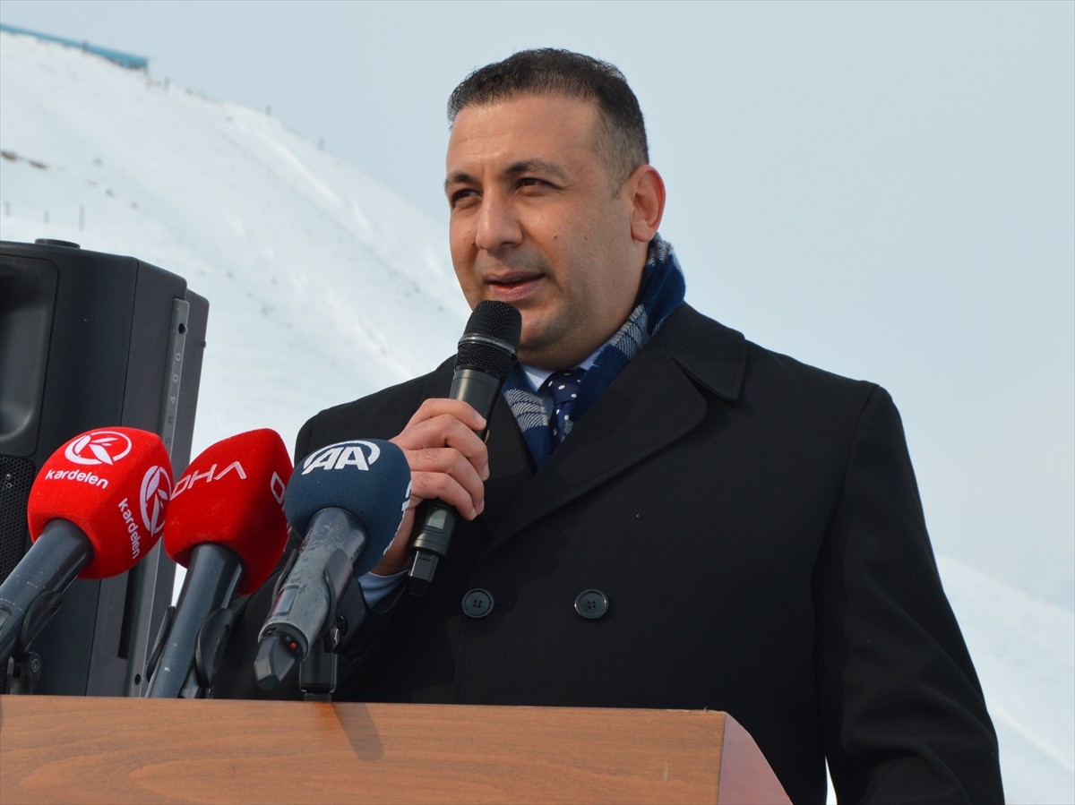 Ekonomik İşbirliği Teşkilatı (EİT) tarafından Erzurum'un "2025 Turizm Başkenti" ilan edilmesi...