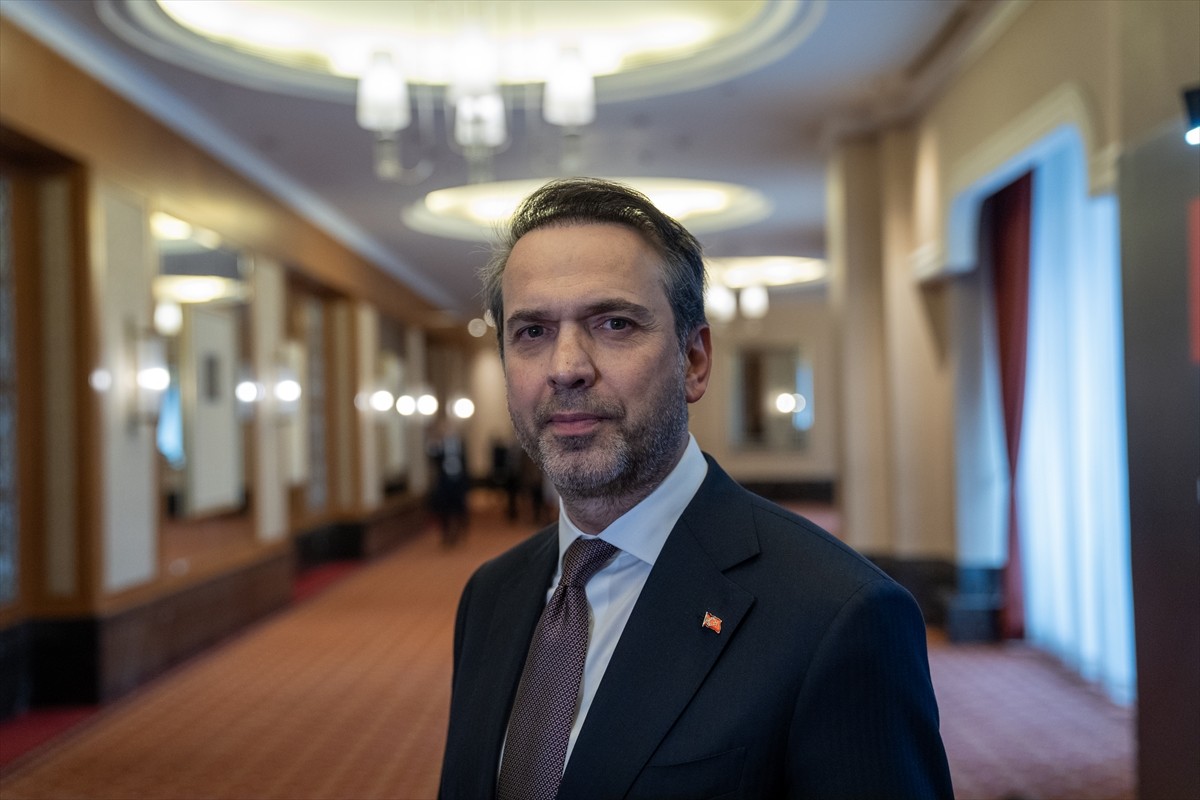 Enerji ve Tabii Kaynaklar Bakanı Alparslan Bayraktar, Cumhurbaşkanı Recep Tayyip Erdoğan'ın...