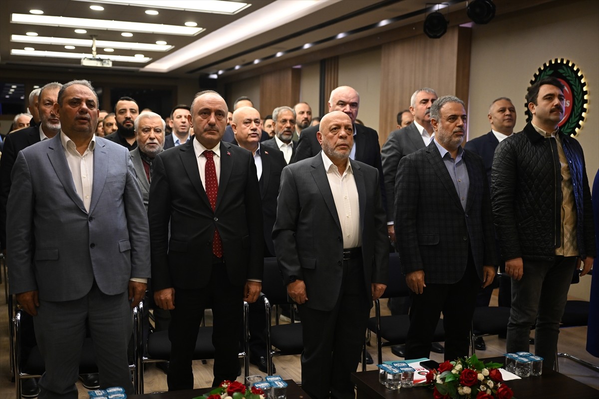 HAK-İŞ Genel Merkezi'nde 28 Şubat darbesinin 28. yıl dönümü dolayısıyla "Sendikacı Gözünden 28...